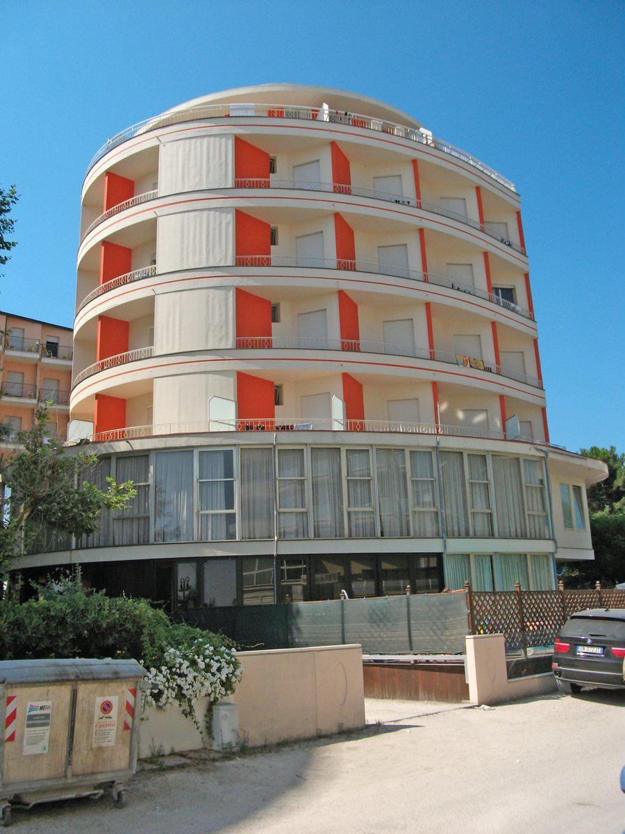 Hotel Fenice Milano Marittima Exterior foto